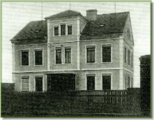Budynek izolatki dobudowany do kompleksu w 1906 r.